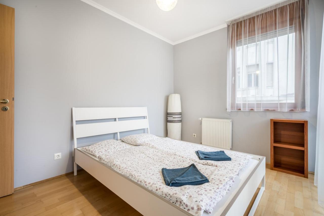 Apartment Downtown Karpat 9 ブダペスト エクステリア 写真